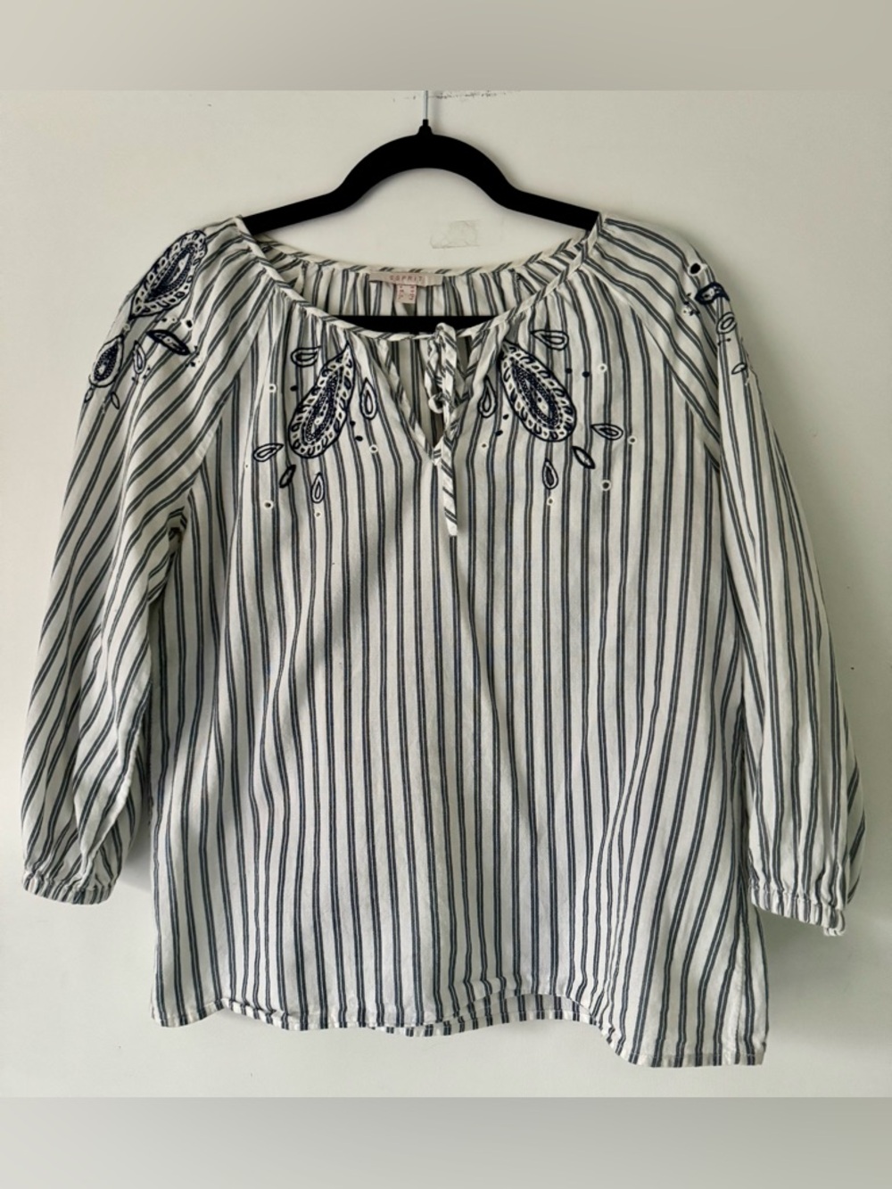 Esprit Striped Embroidered Bohemian Top - White/Navy women’s Size 6